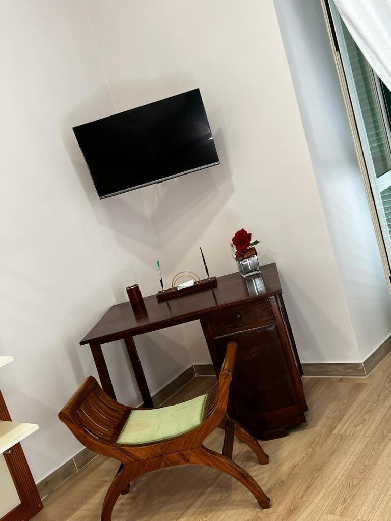 Apartament A Casa E Mamma' Neapol Zewnętrze zdjęcie